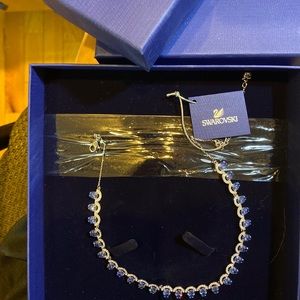 New with tags Swarovski neckless